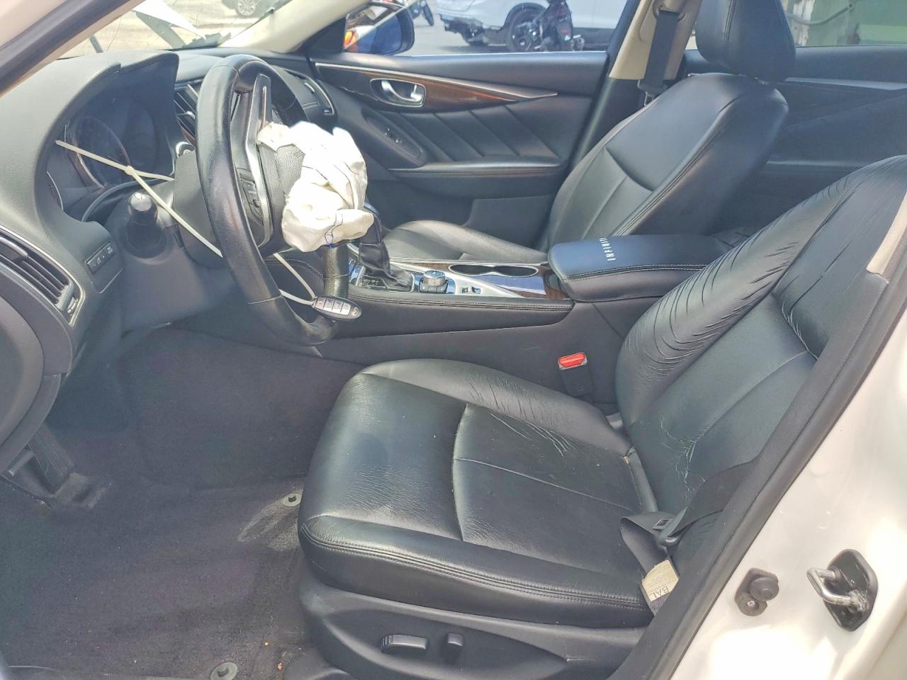 INFINITI Q50 3.0t L 3.0t Luxe