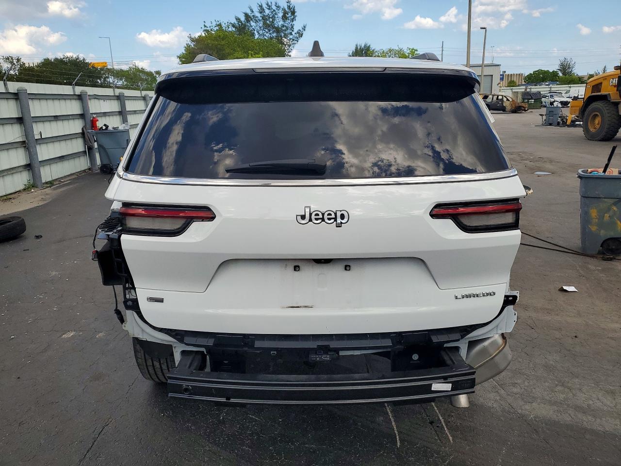 Jeep Cherokee L Laredo