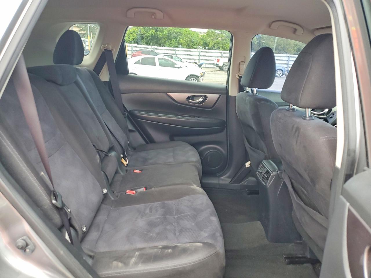 Nissan Rogue Sv