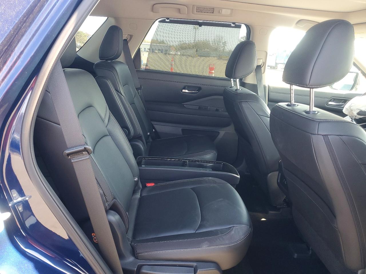 Nissan Pathfinder Sl