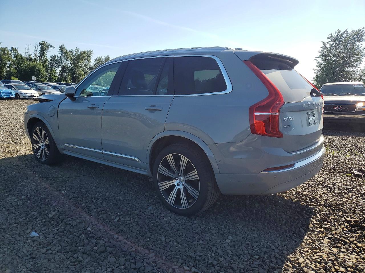 Volvo XC90 Plus