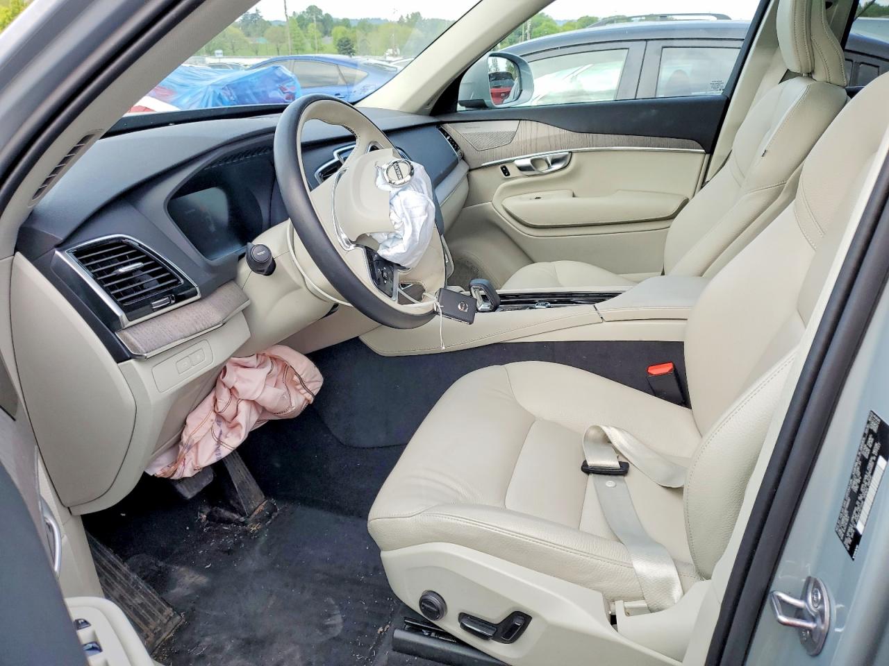 Volvo XC90 Plus
