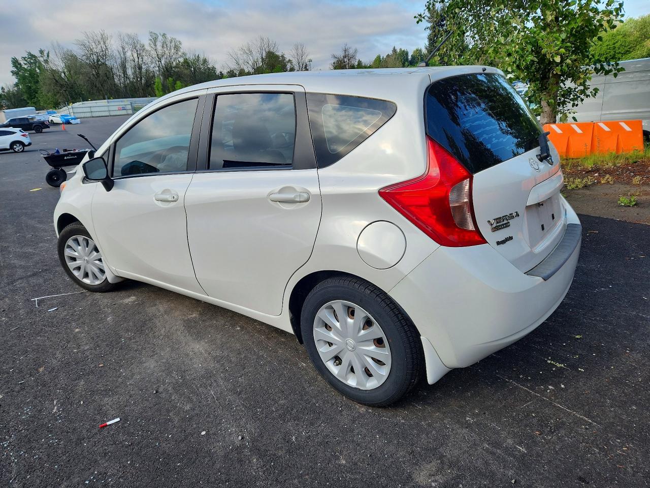 Nissan Versa Sv