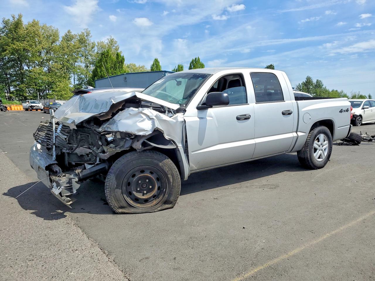 Salvage Dodge Dakota Image
