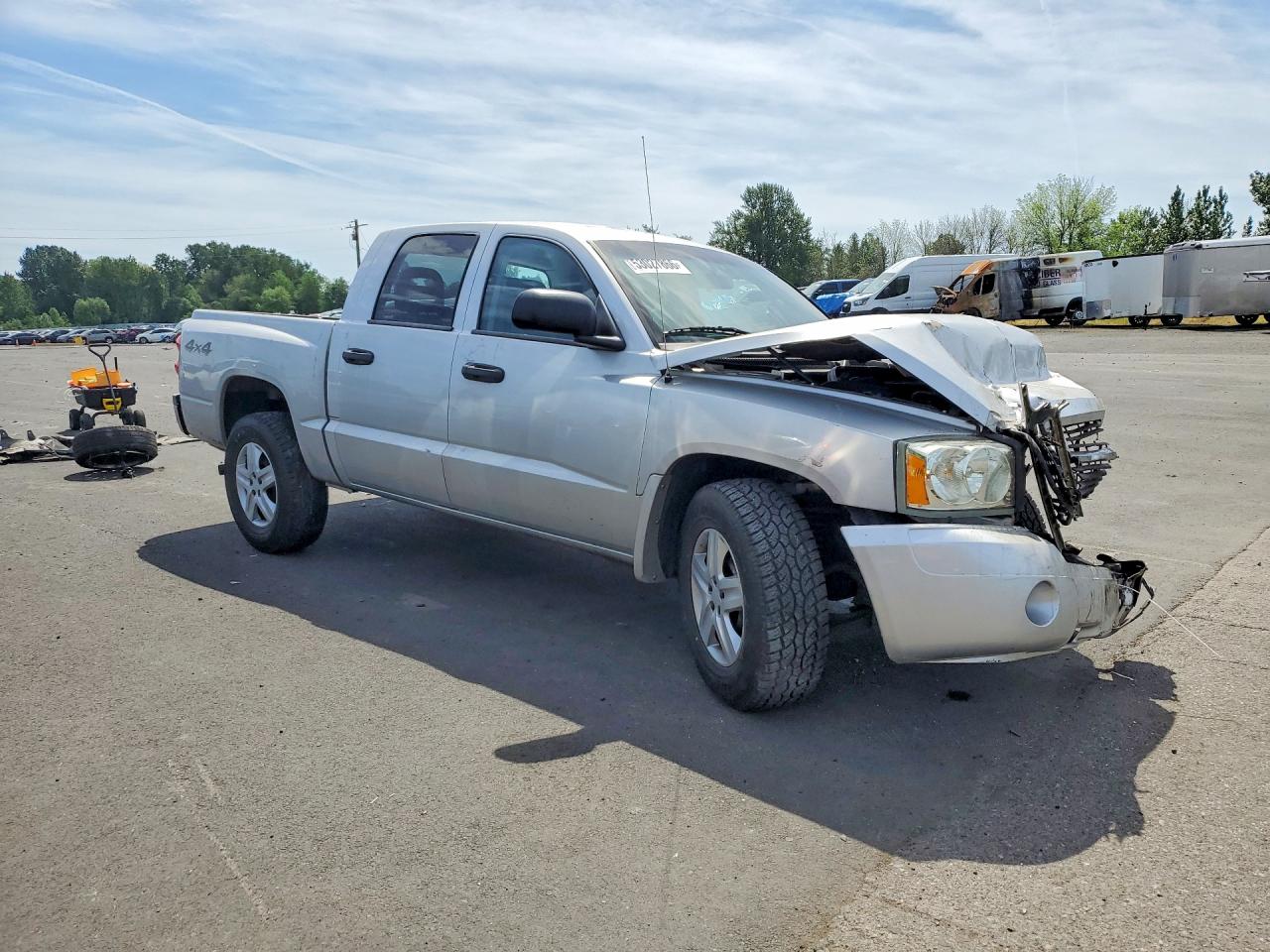 Dodge Dakota Quad Slt