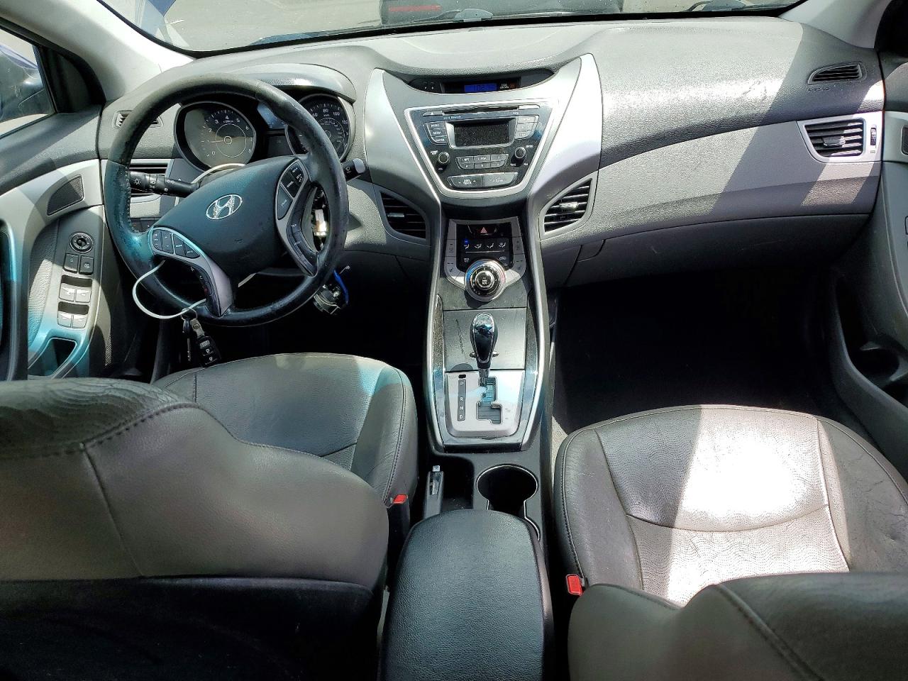 Hyundai ELANTRA Limited
