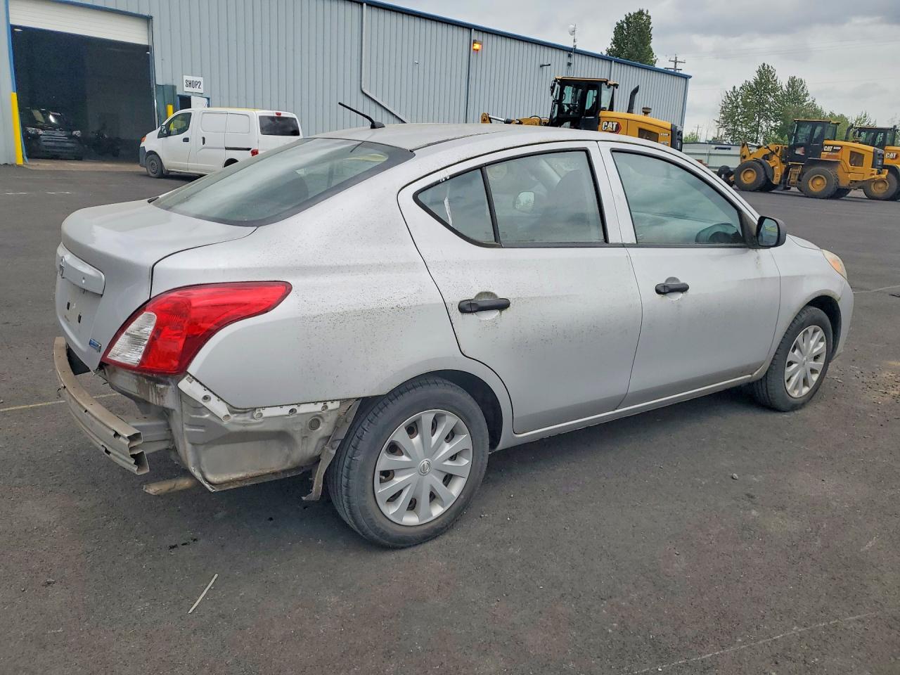 Nissan Versa 1.6 S