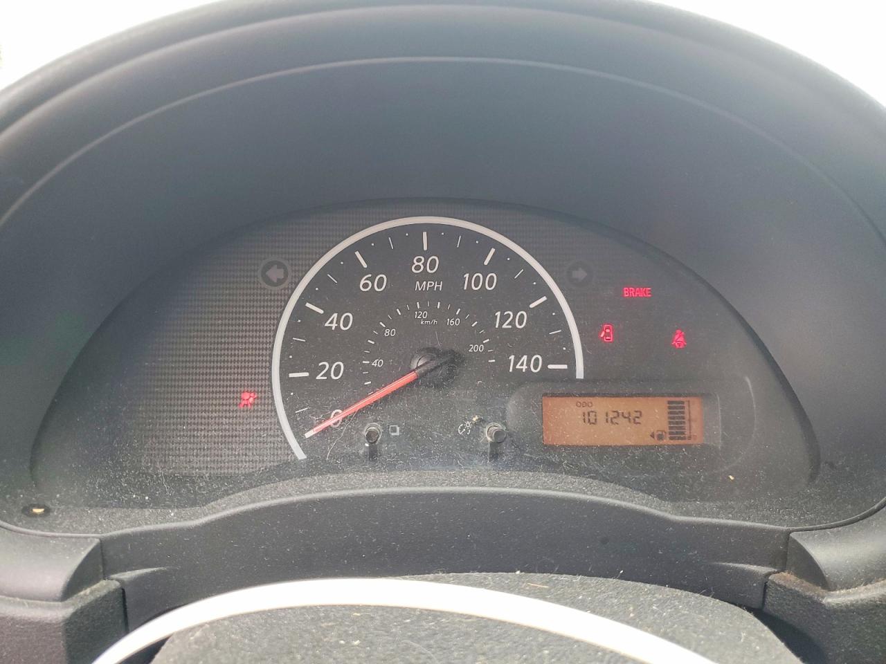 Nissan Versa 1.6 S