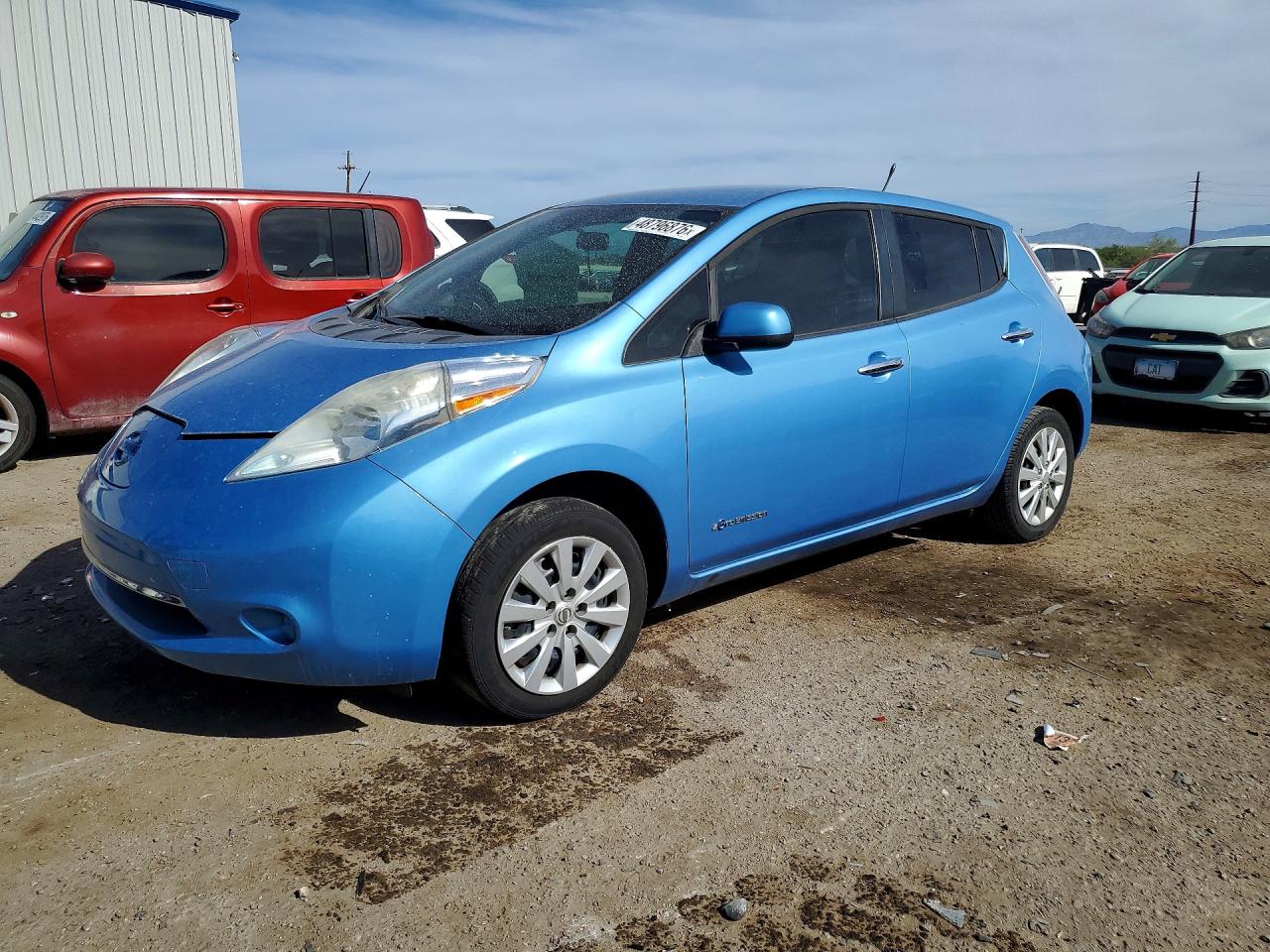 Salvage Nissan LEAF Image