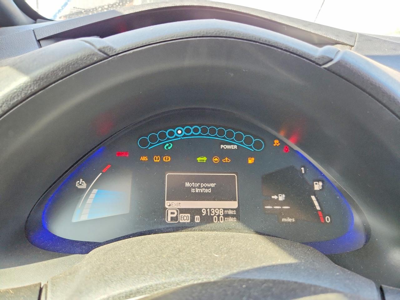 Nissan LEAF S