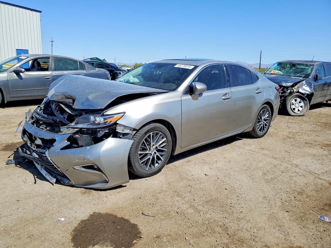 Salvage Lexus Es Image