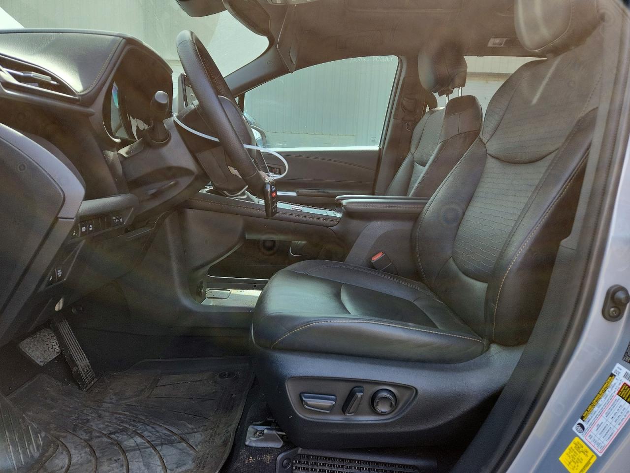 Toyota Sienna Woodland Edition