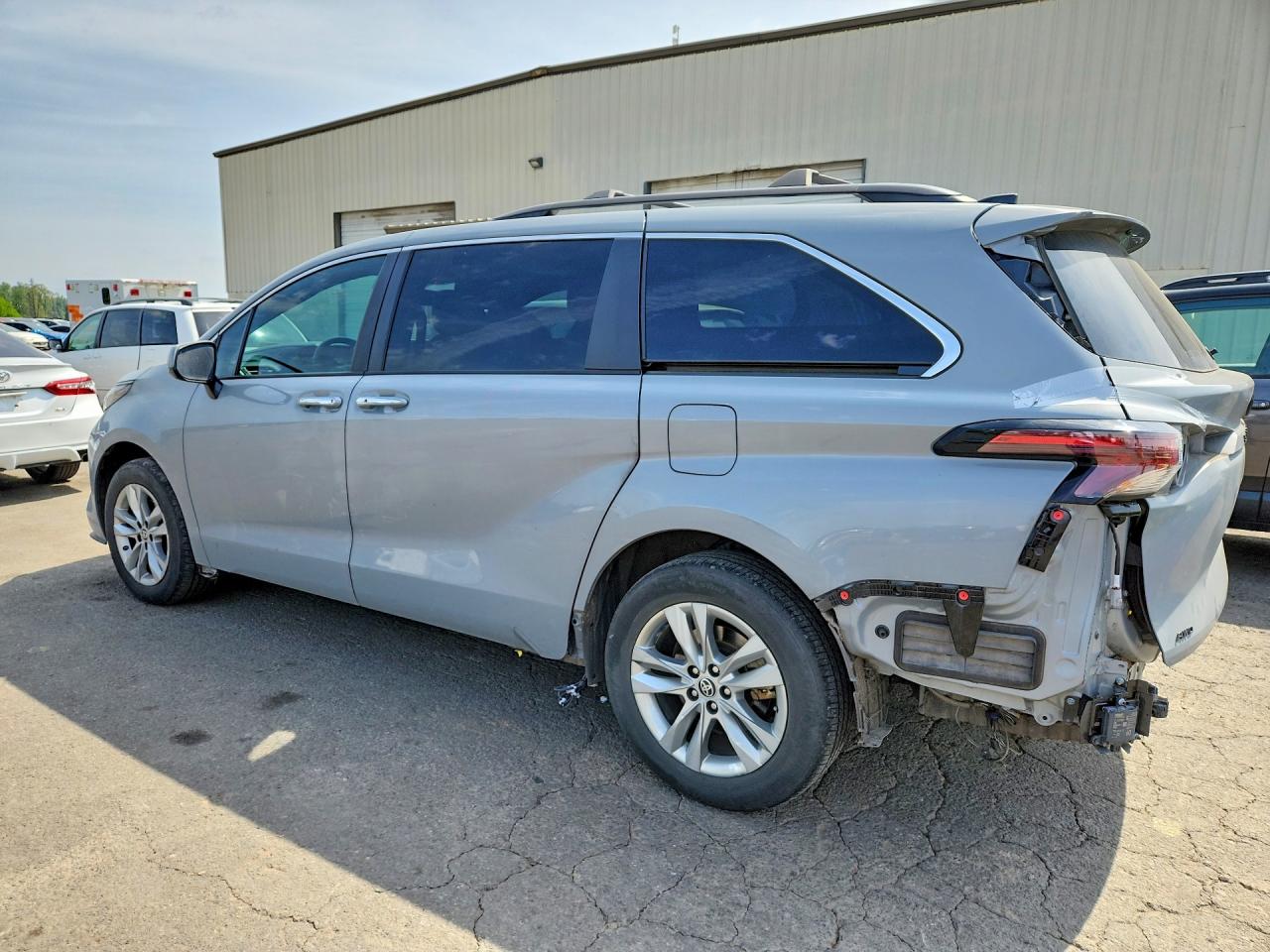 Toyota Sienna Woodland Edition