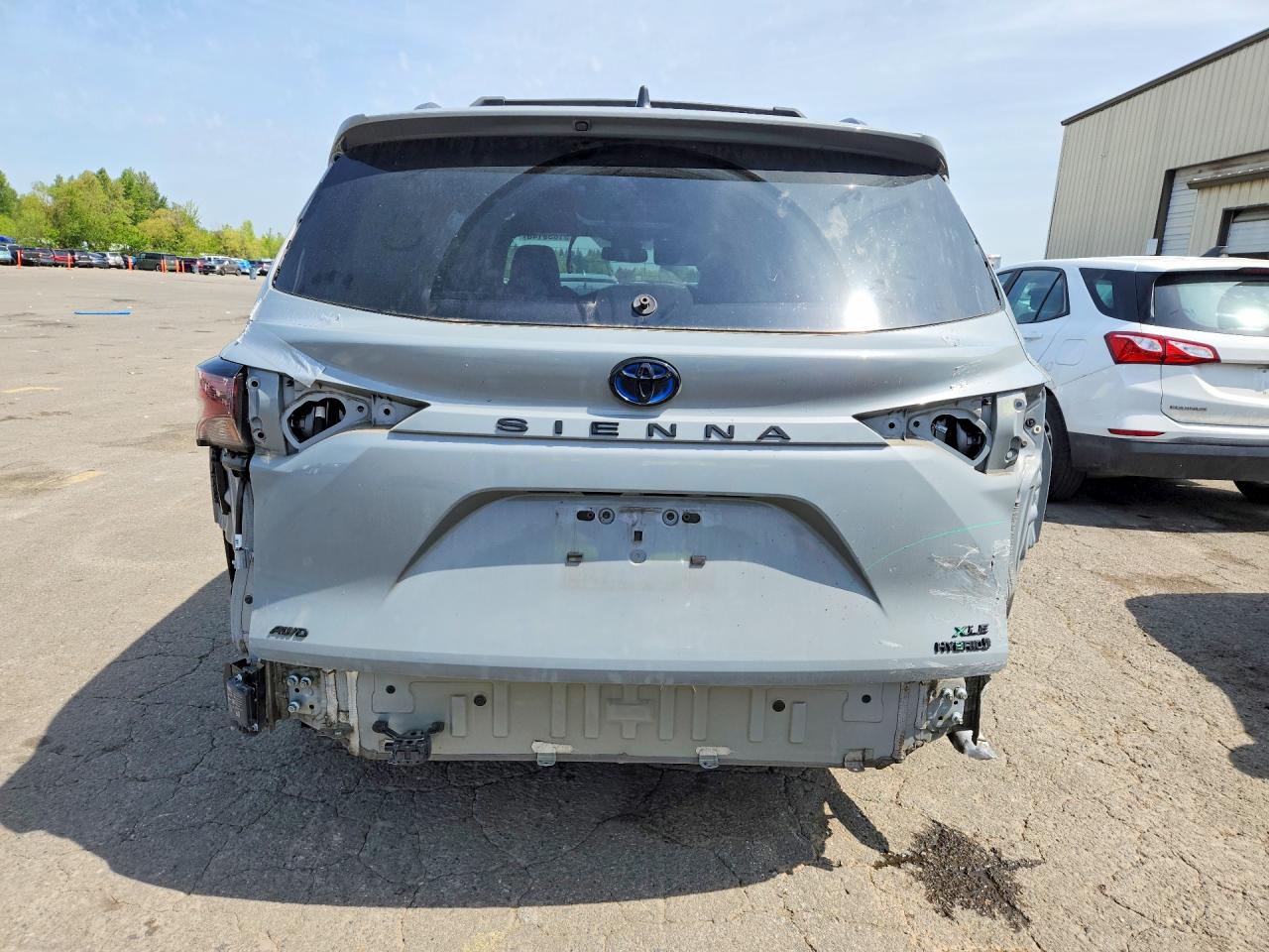 Toyota Sienna Woodland Edition