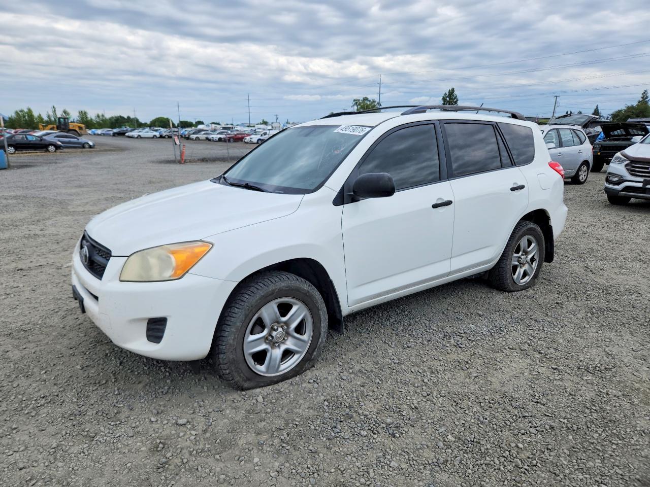 Salvage Toyota RAV4 Image