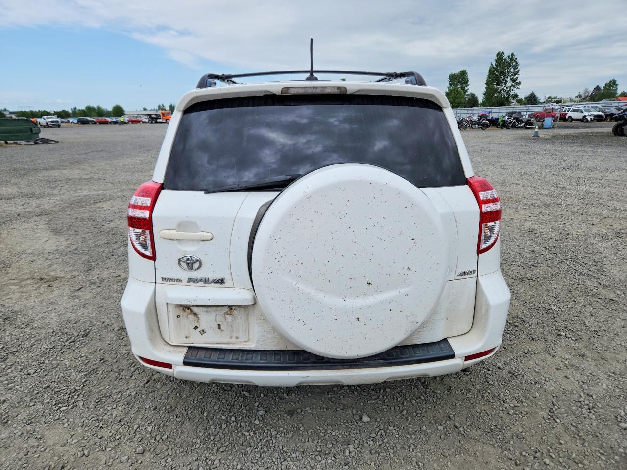 Toyota RAV4 Base