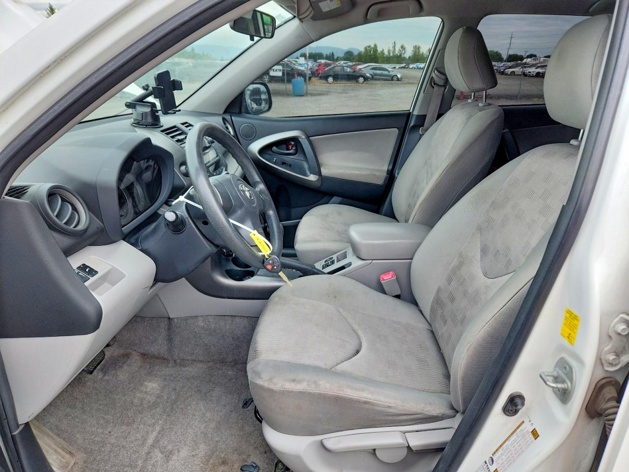 Toyota RAV4 Base