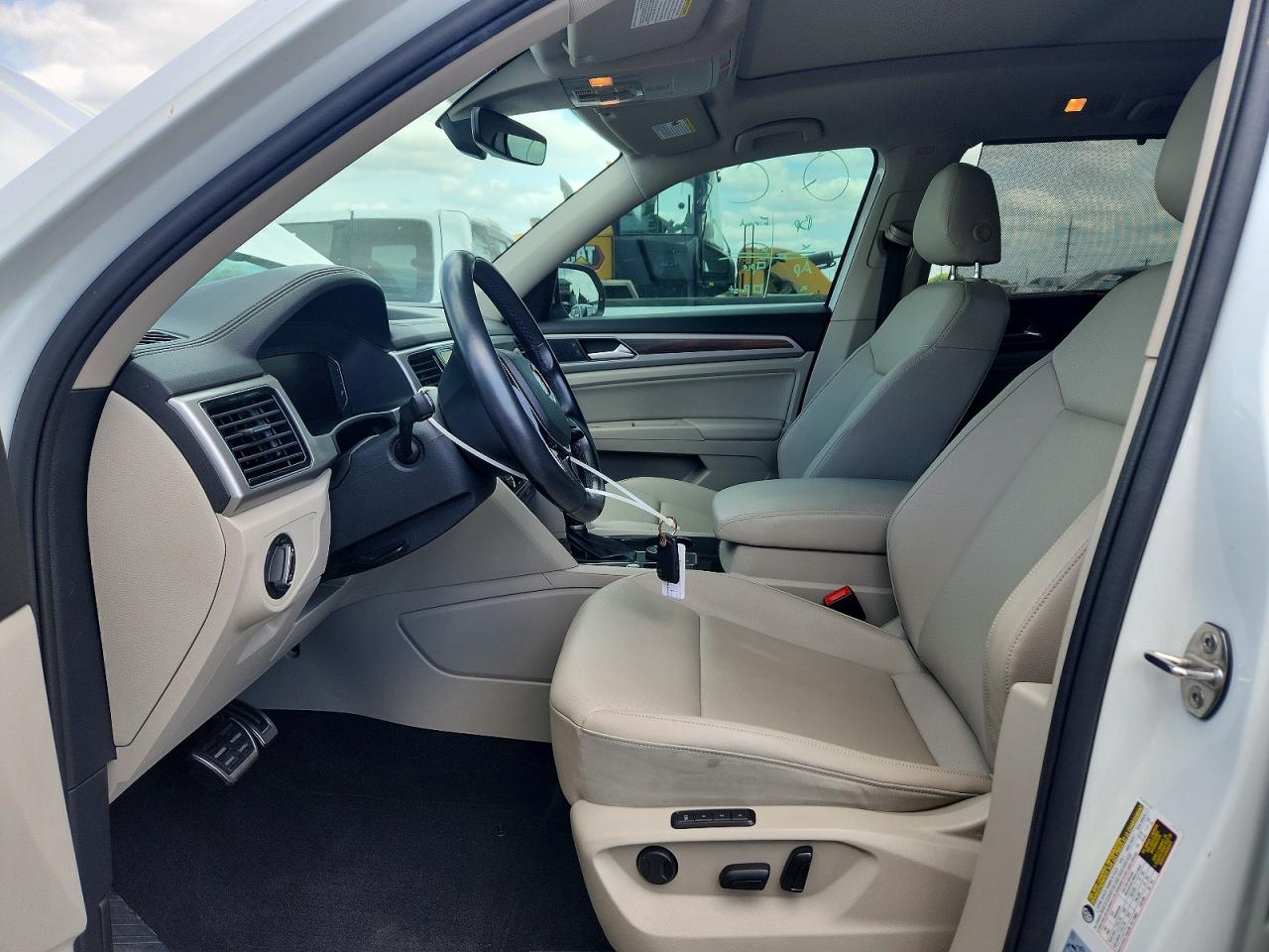 Volkswagen Atlas Sel