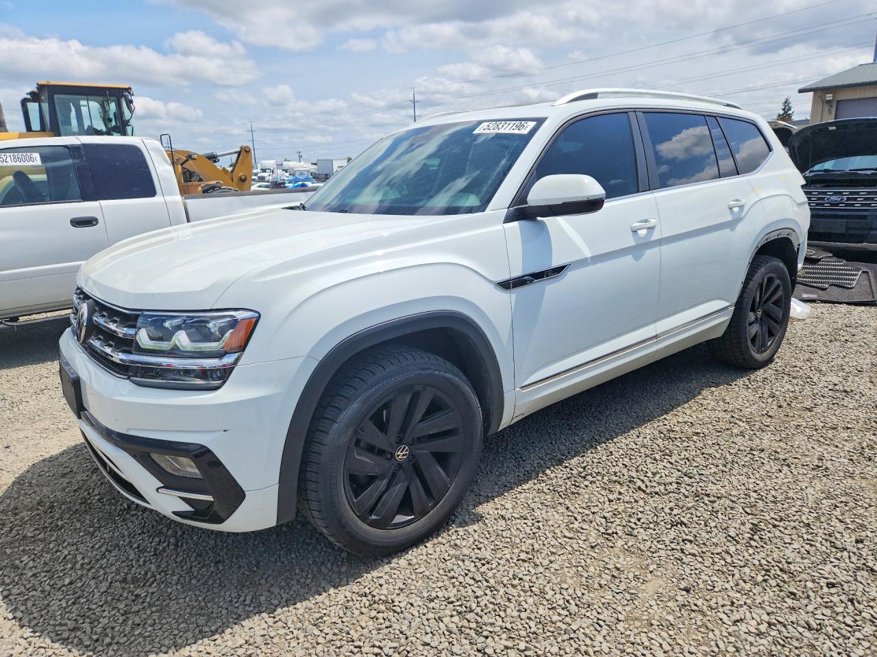 Salvage Volkswagen Atlas Image