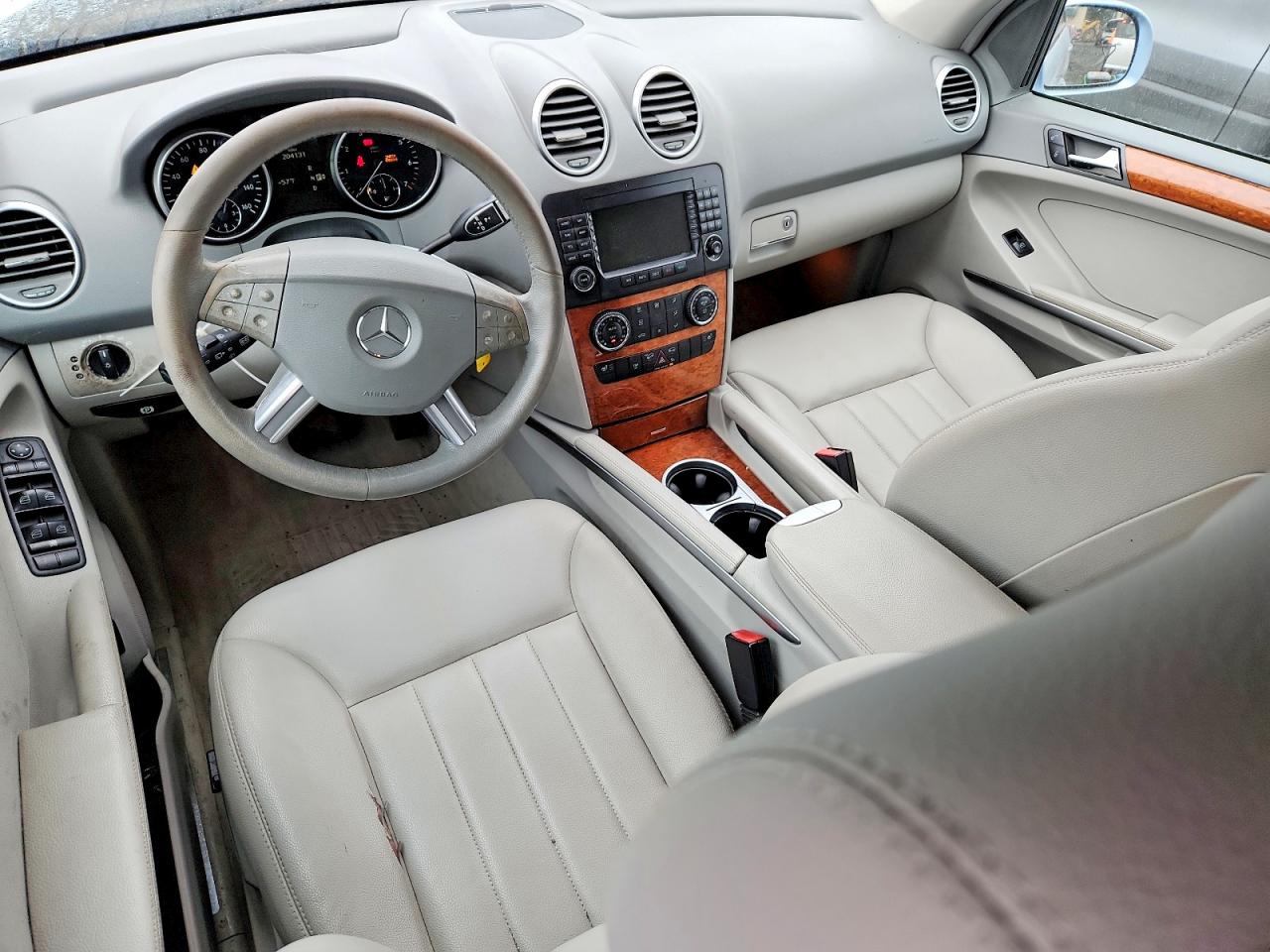 Mercedes-Benz M-Class 350