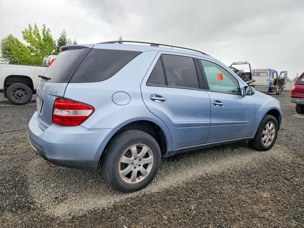 Mercedes-Benz M-Class 350