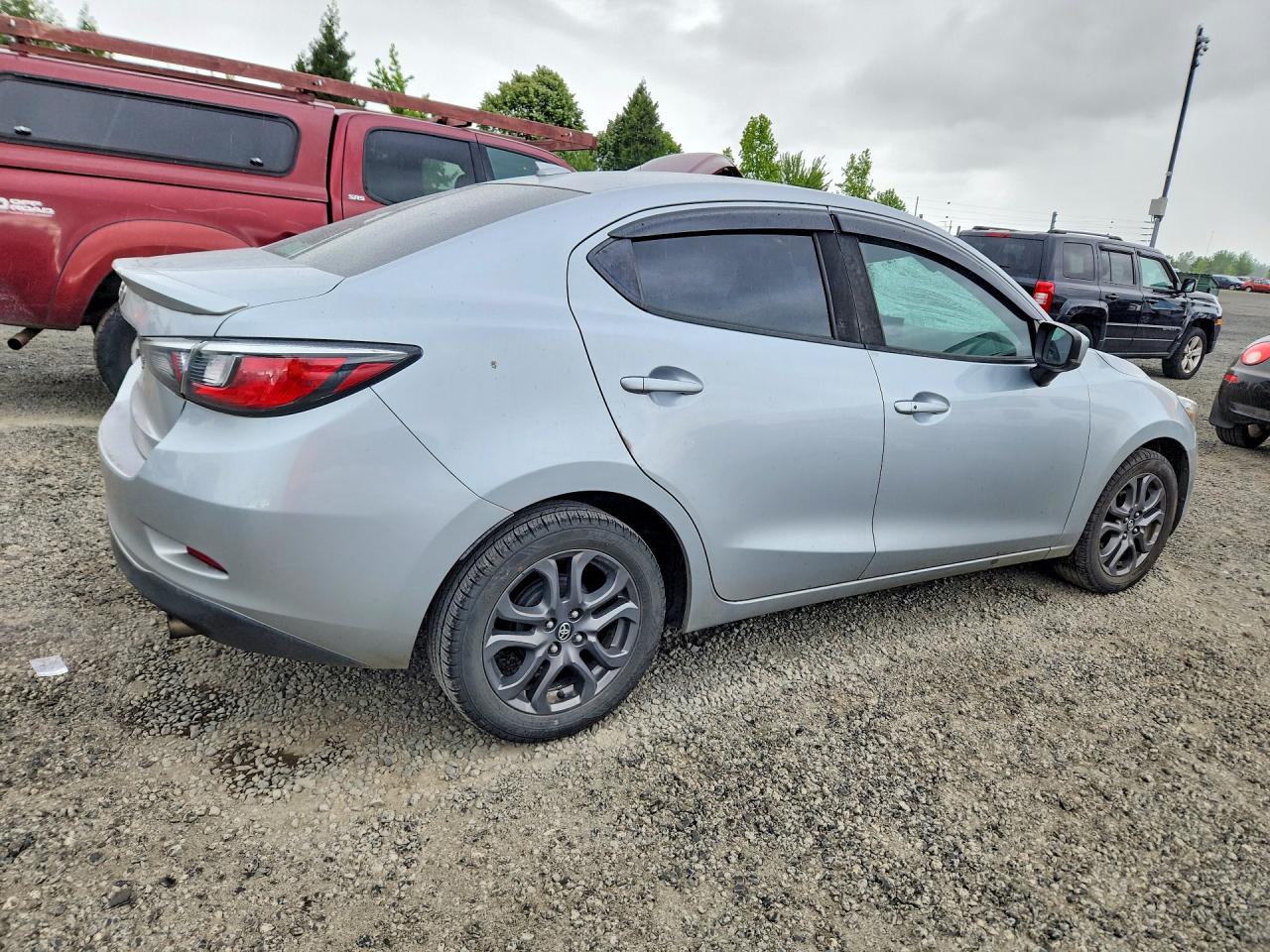 Toyota Yaris Le