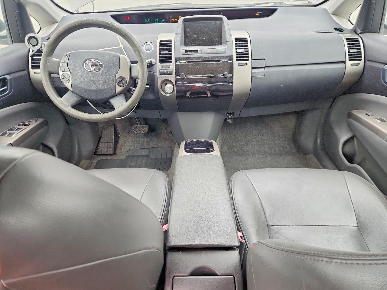 Toyota Prius Base