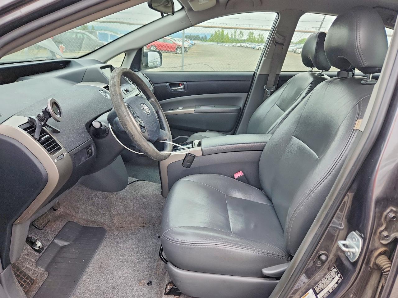 Toyota Prius Base