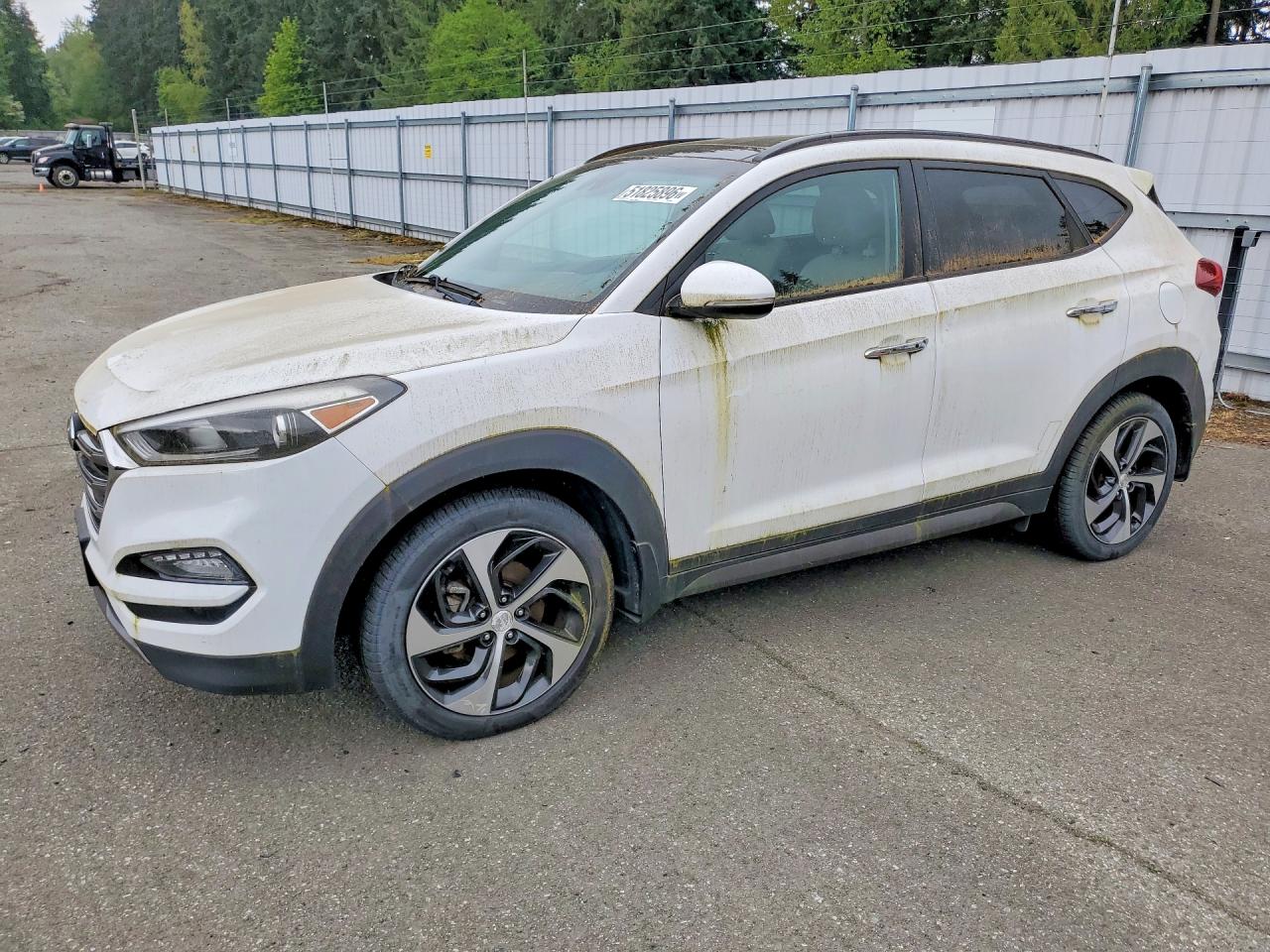 Salvage Hyundai TUCSON Image
