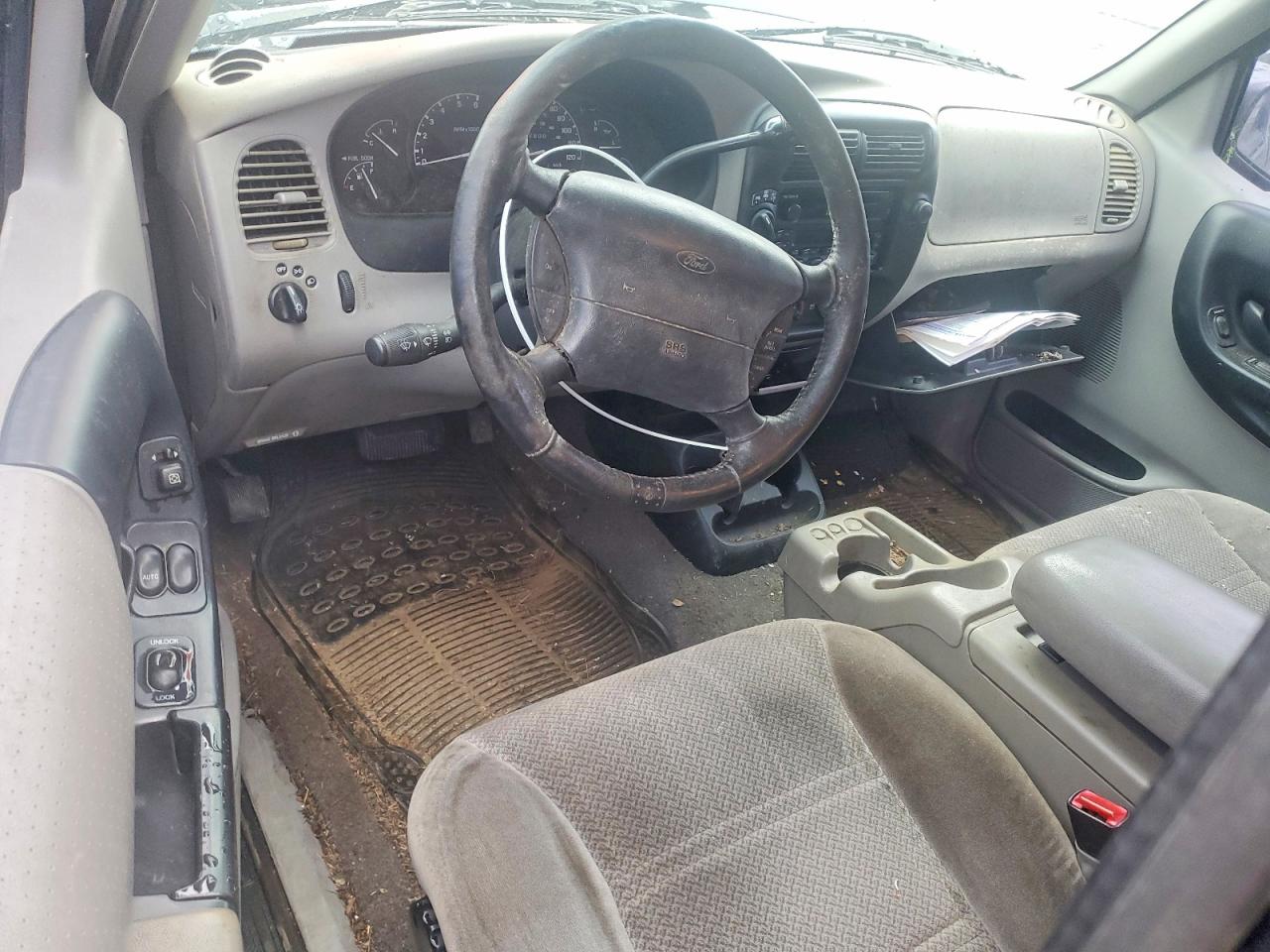 Ford Ranger Super Cab
