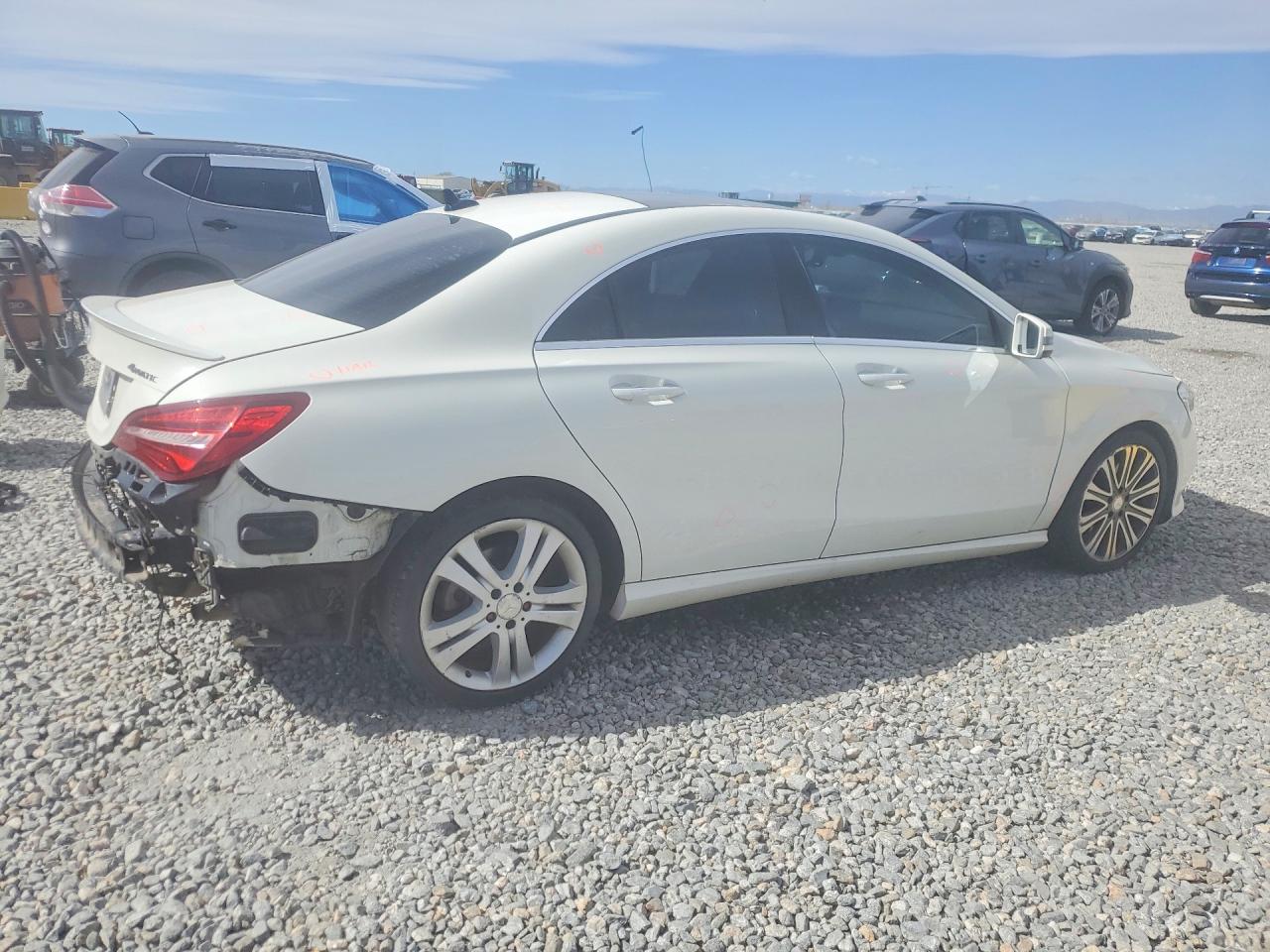 Mercedes-Benz Cla-class 250 4matic