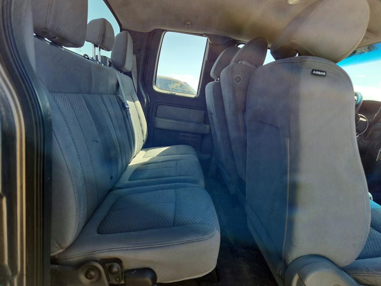 Ford F-150 Super Cab