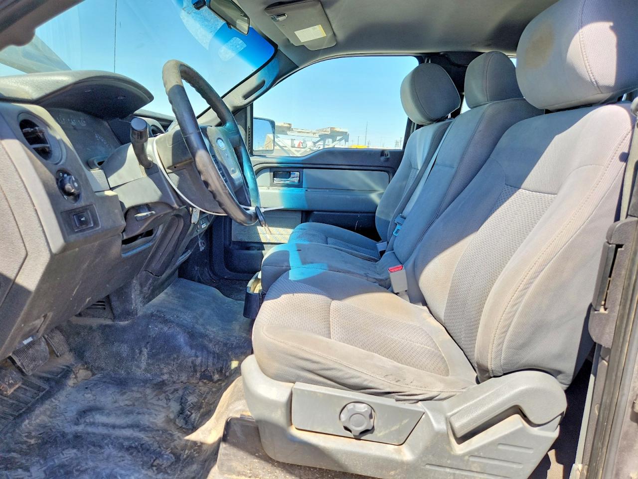 Ford F-150 Super Cab