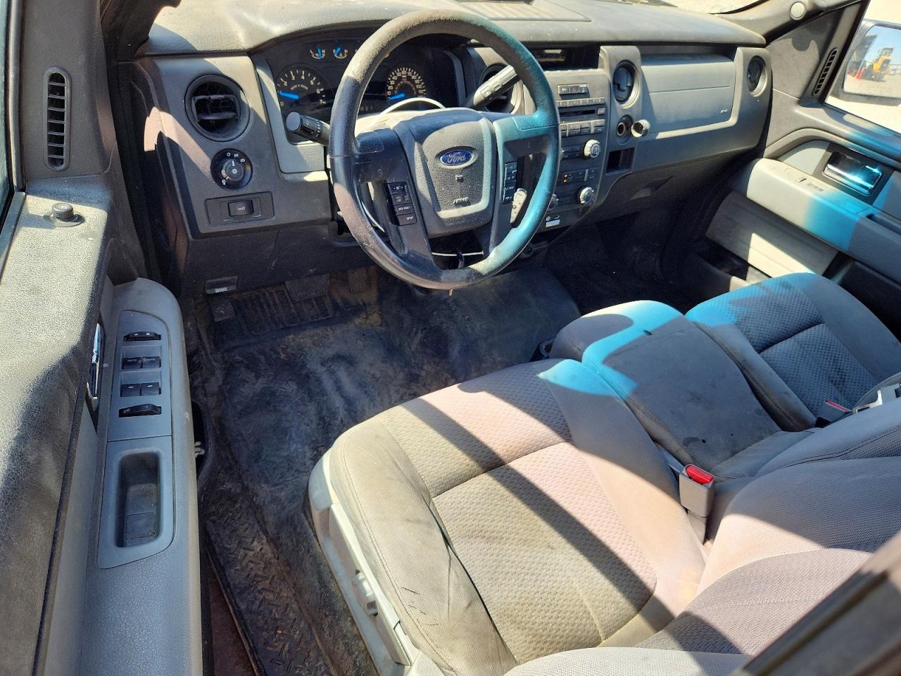 Ford F-150 Super Cab