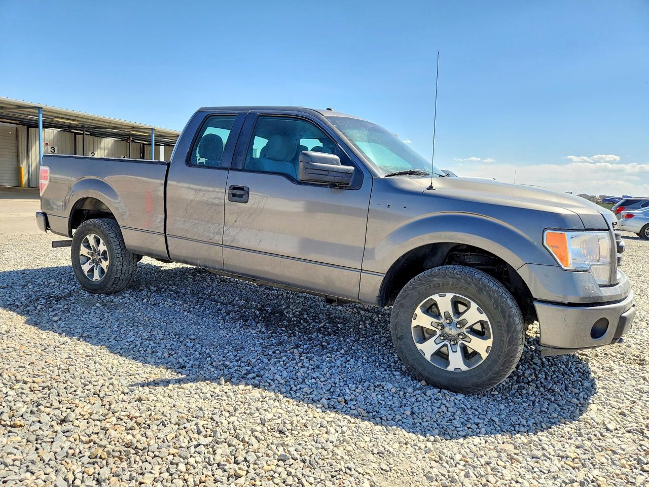 Ford F-150 Super Cab
