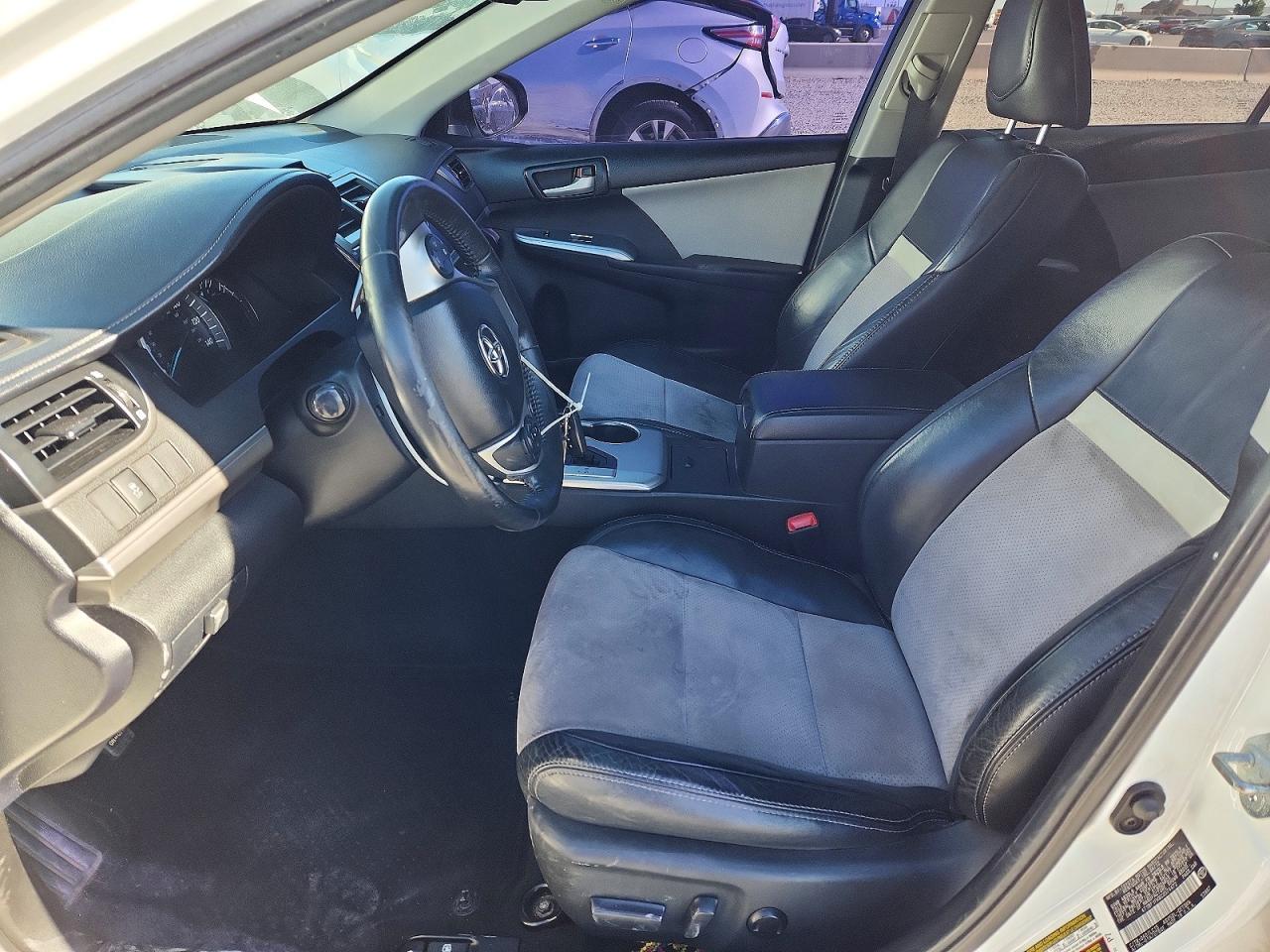 Toyota Camry Se