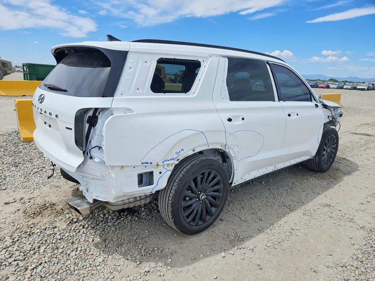 Hyundai PALISADE Calligraphy Night Edition
