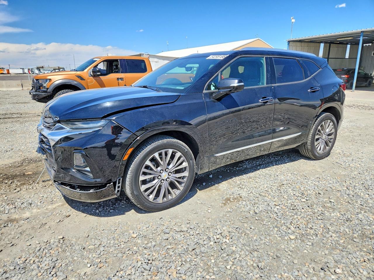 Salvage Chevrolet Blazer Image