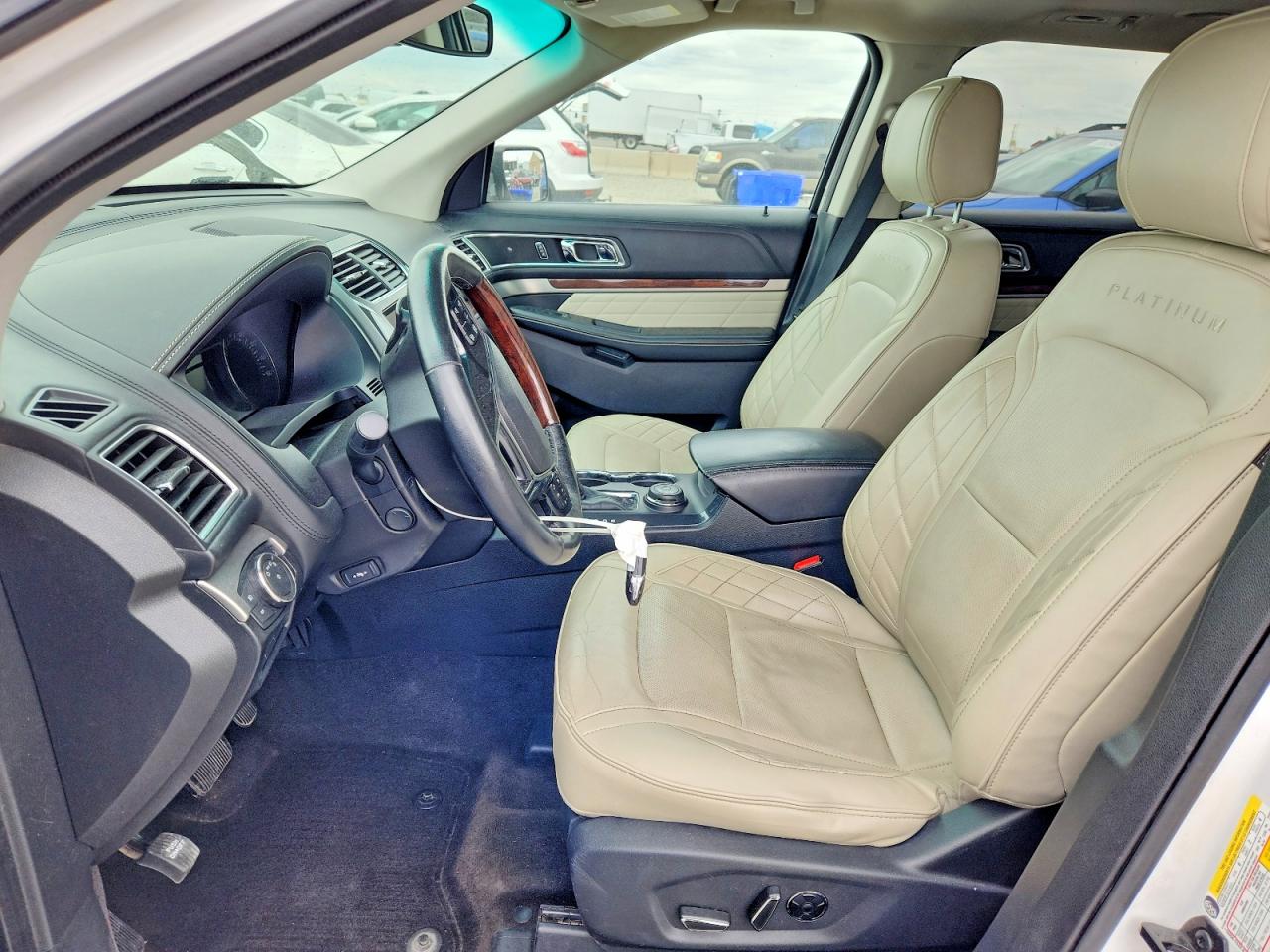 Ford Explorer Platinum