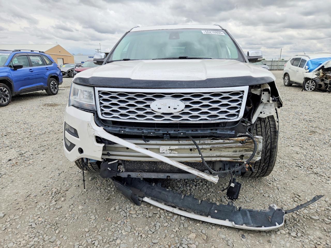 Ford Explorer Platinum