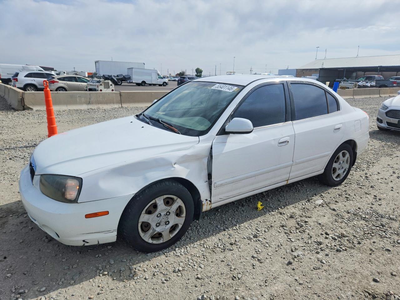 Salvage Hyundai ELANTRA Image