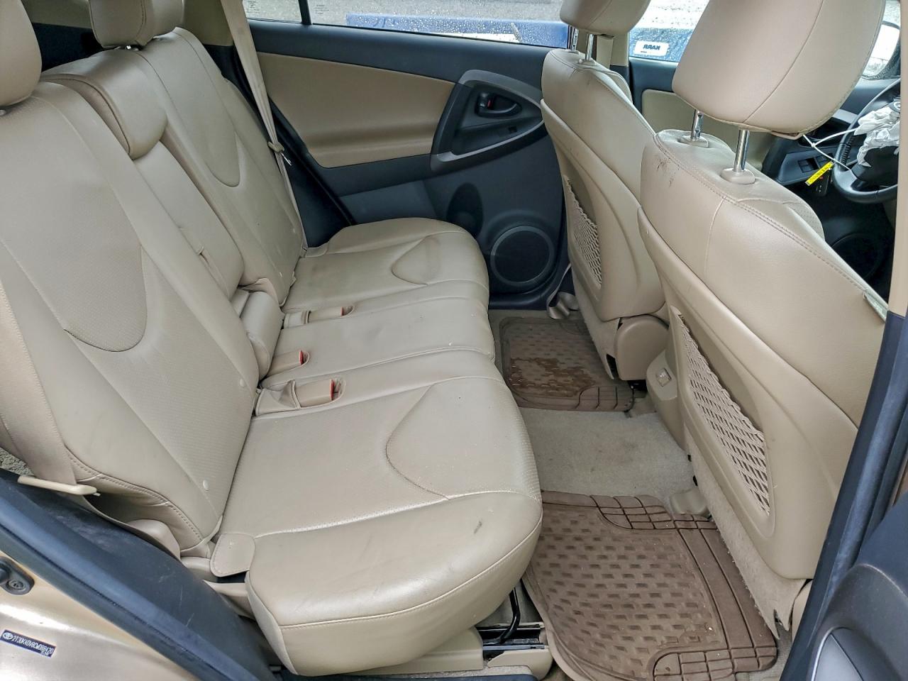 Toyota RAV4 Limited