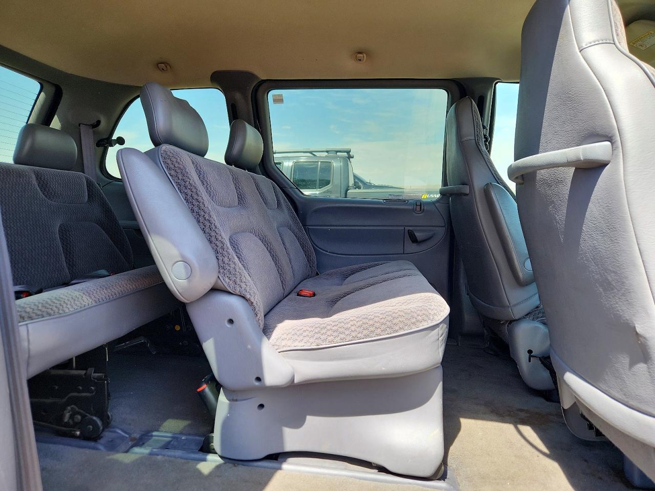 Dodge Caravan