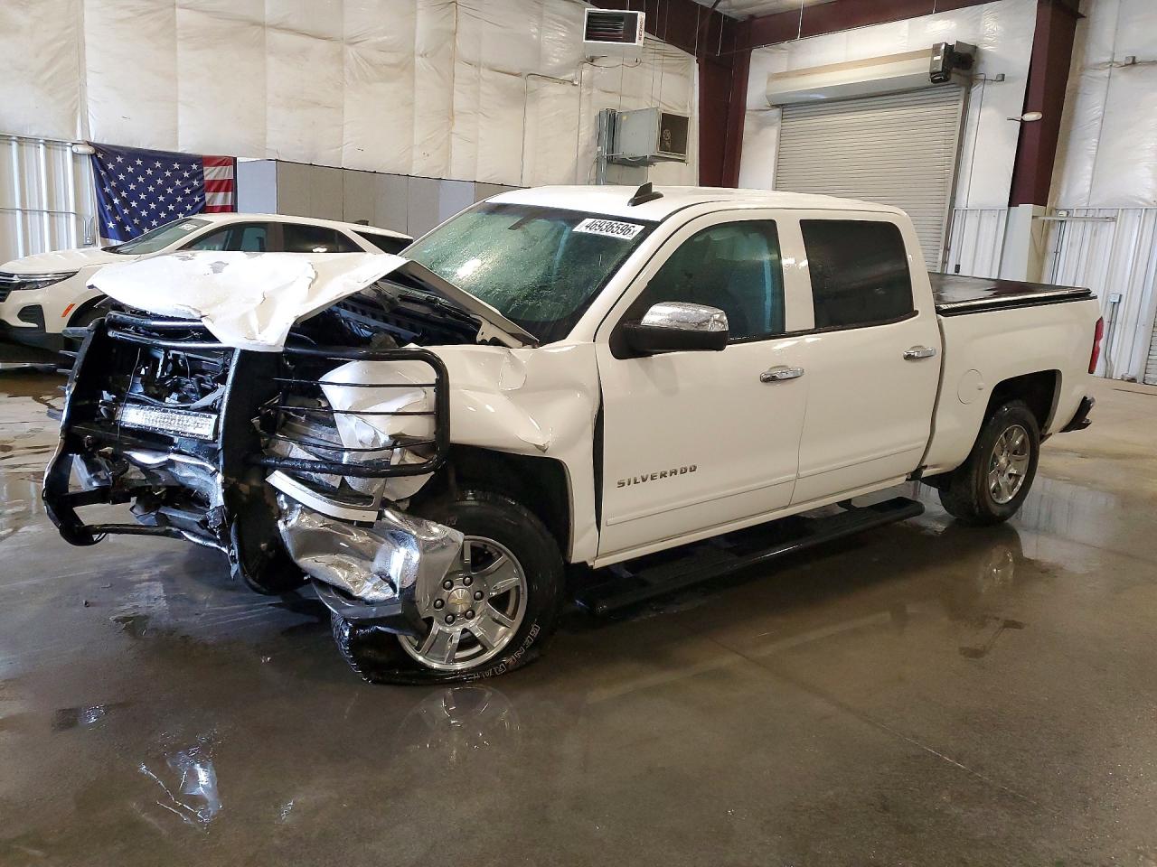 Salvage Chevrolet Silverado Image
