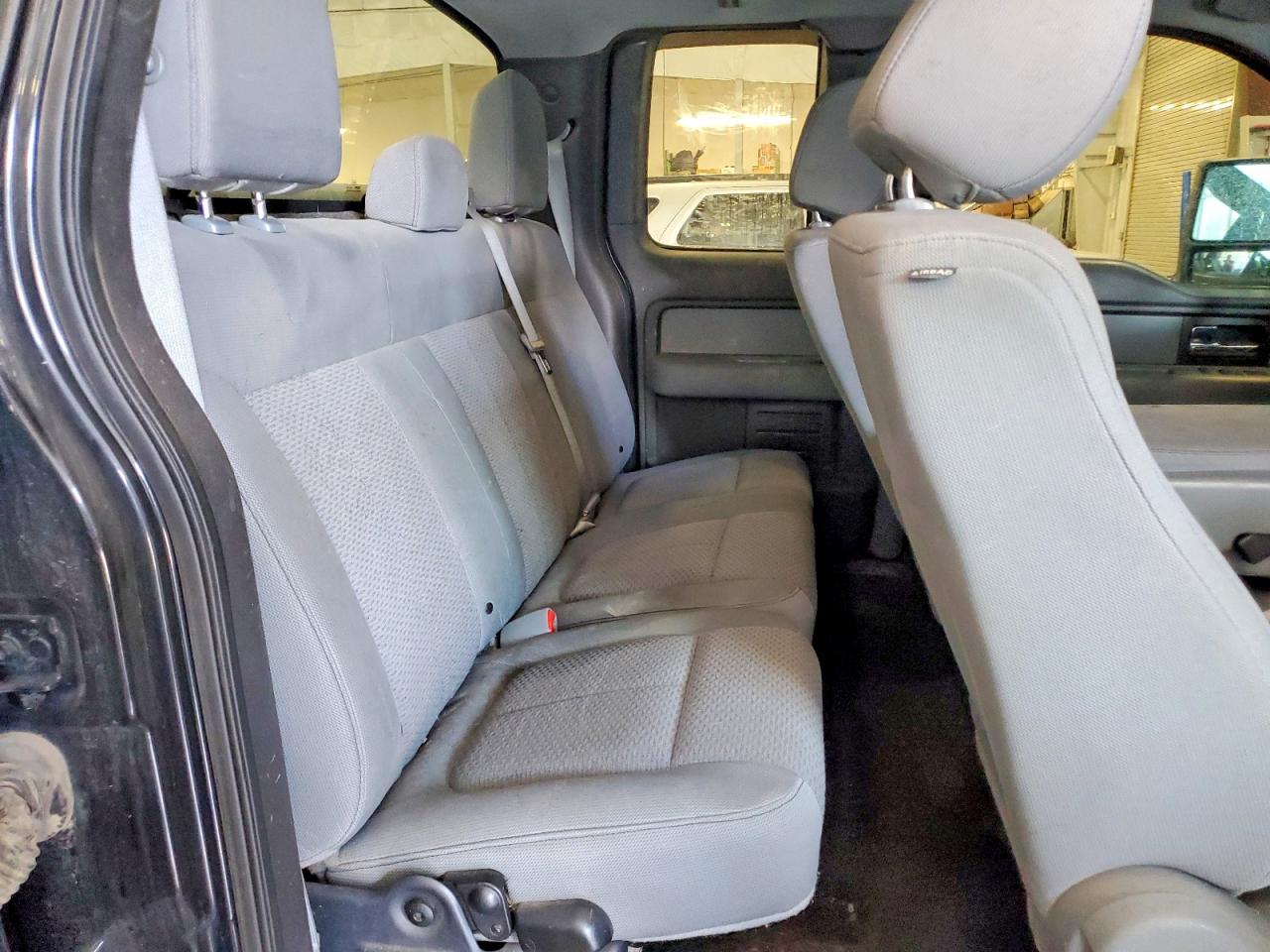Ford F-150 Super Cab