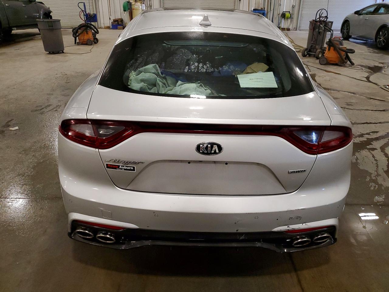 Kia Stinger Premium
