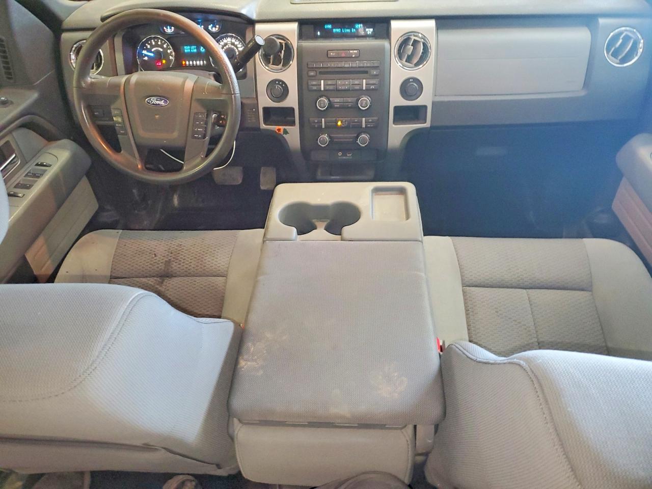 Ford F-150 Super Cab