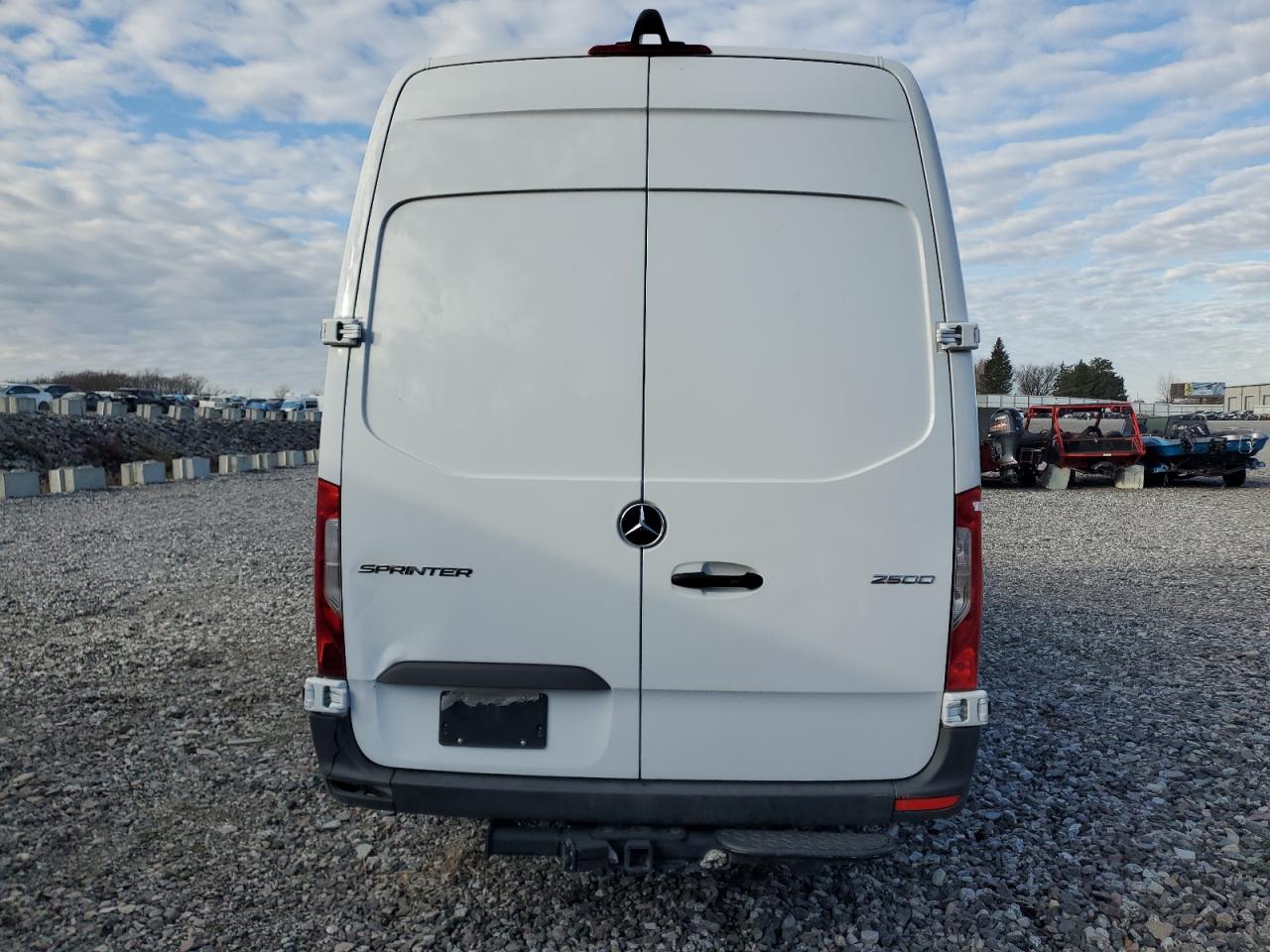 Mercedes-Benz Sprinter 2500