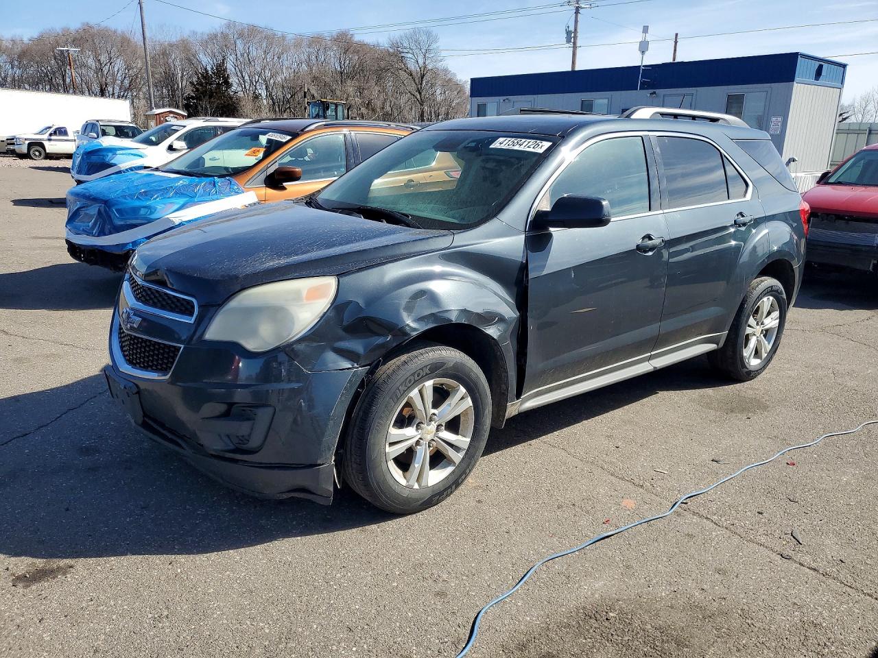 Salvage Chevrolet Equinox Image