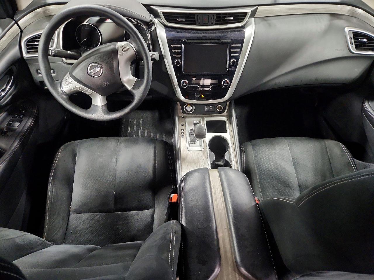 Nissan Murano S
